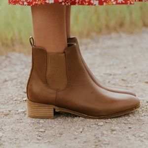 Beast Fashion Leather Chelsea Boot